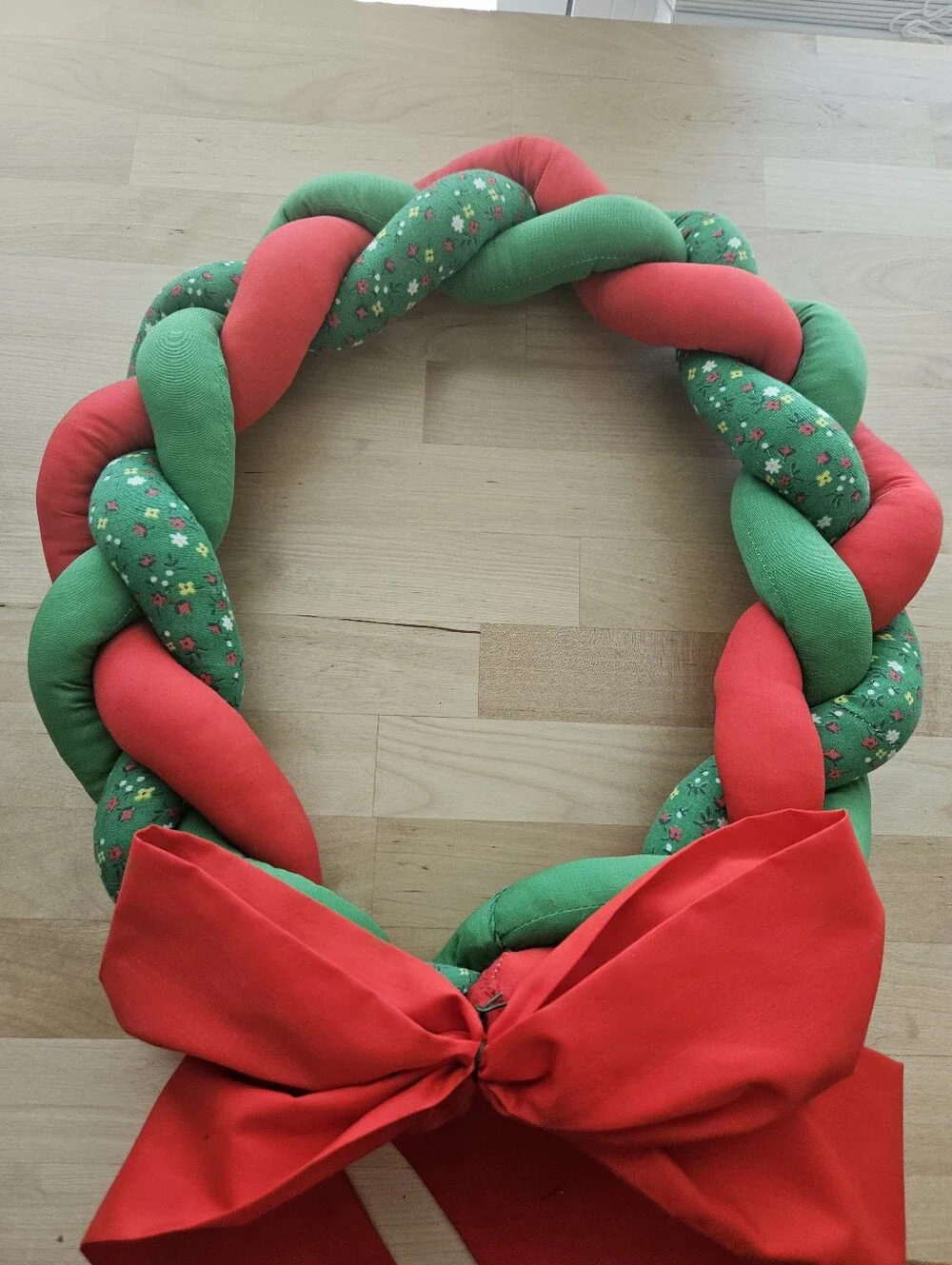 Vintage Handmade‎ Braided Quilted Christmas Wreath Cottage Grannycore Holiday
